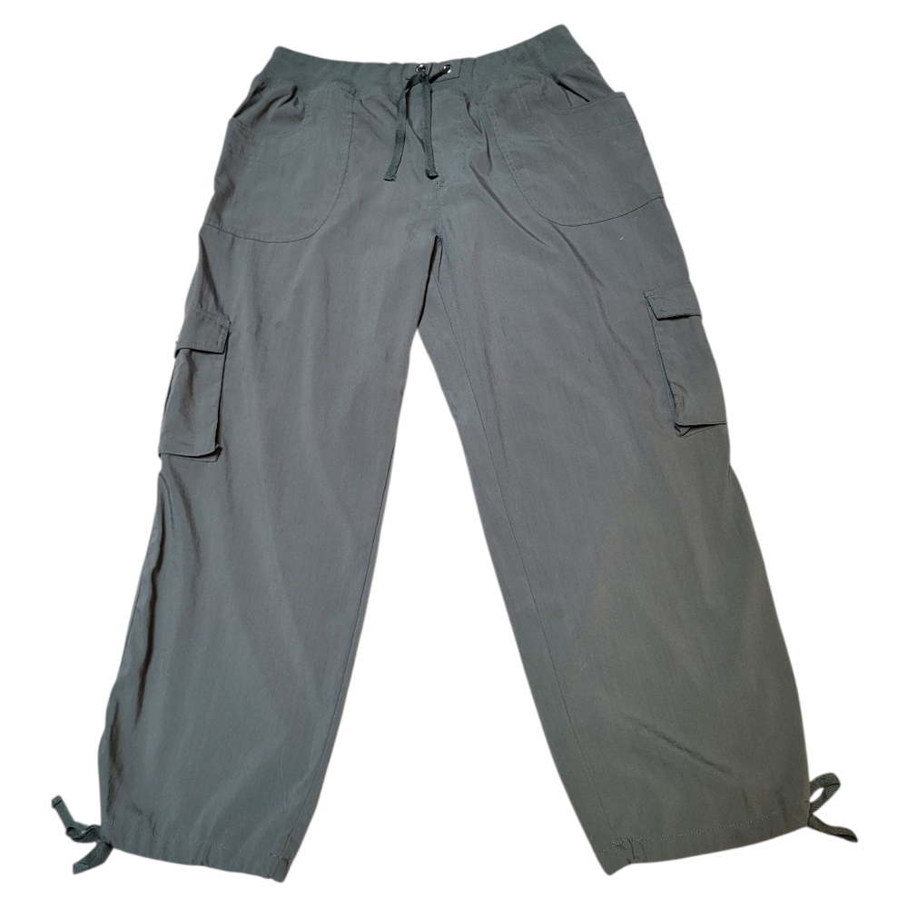 Women's Army Green Cropped Cargo Pants - Size L